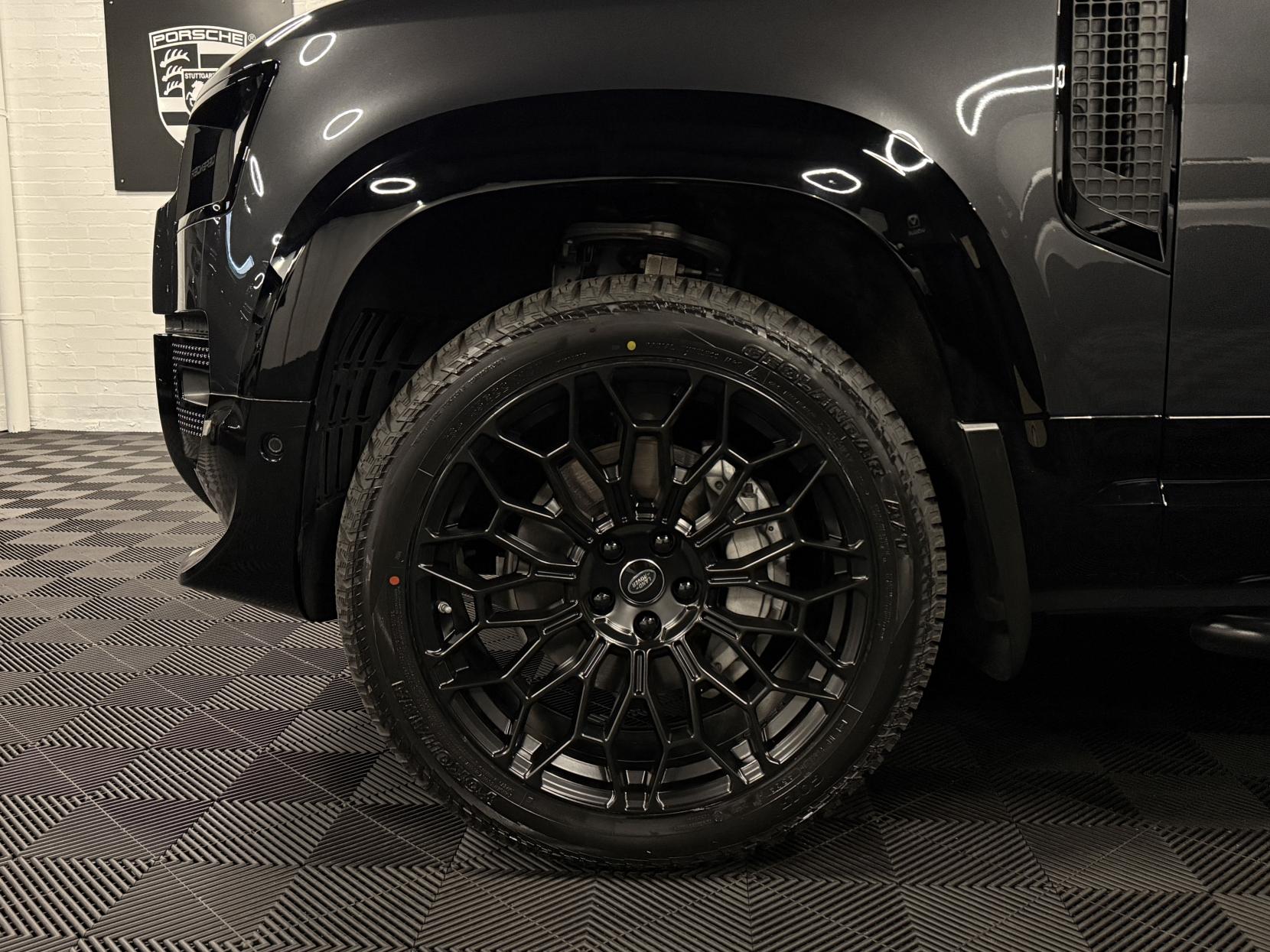 Land Rover Defender 110 3.0 D300 MHEV X-Dynamic HSE Hard Top SUV 5dr Diesel Auto 4WD MWB Euro 6 (s/s) (300 ps)