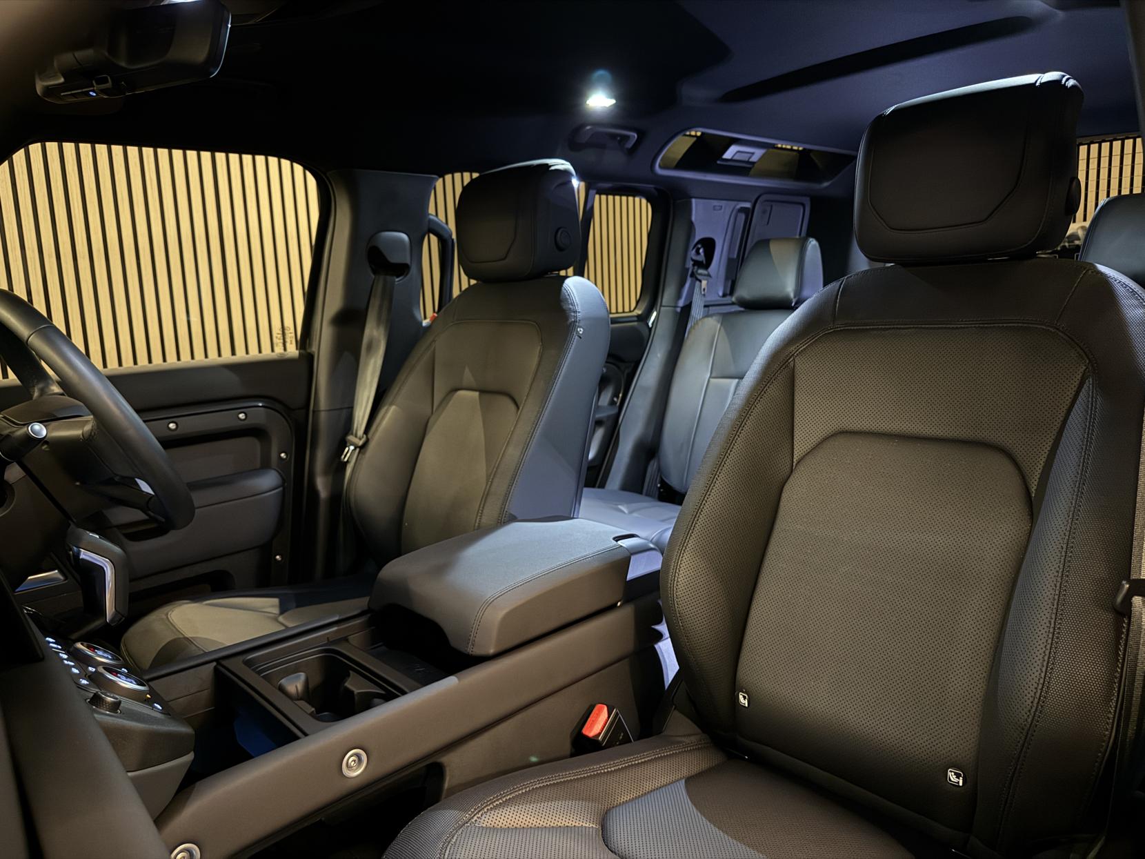 Land Rover Defender 110 3.0 D300 MHEV X-Dynamic HSE Hard Top SUV 5dr Diesel Auto 4WD MWB Euro 6 (s/s) (300 ps)