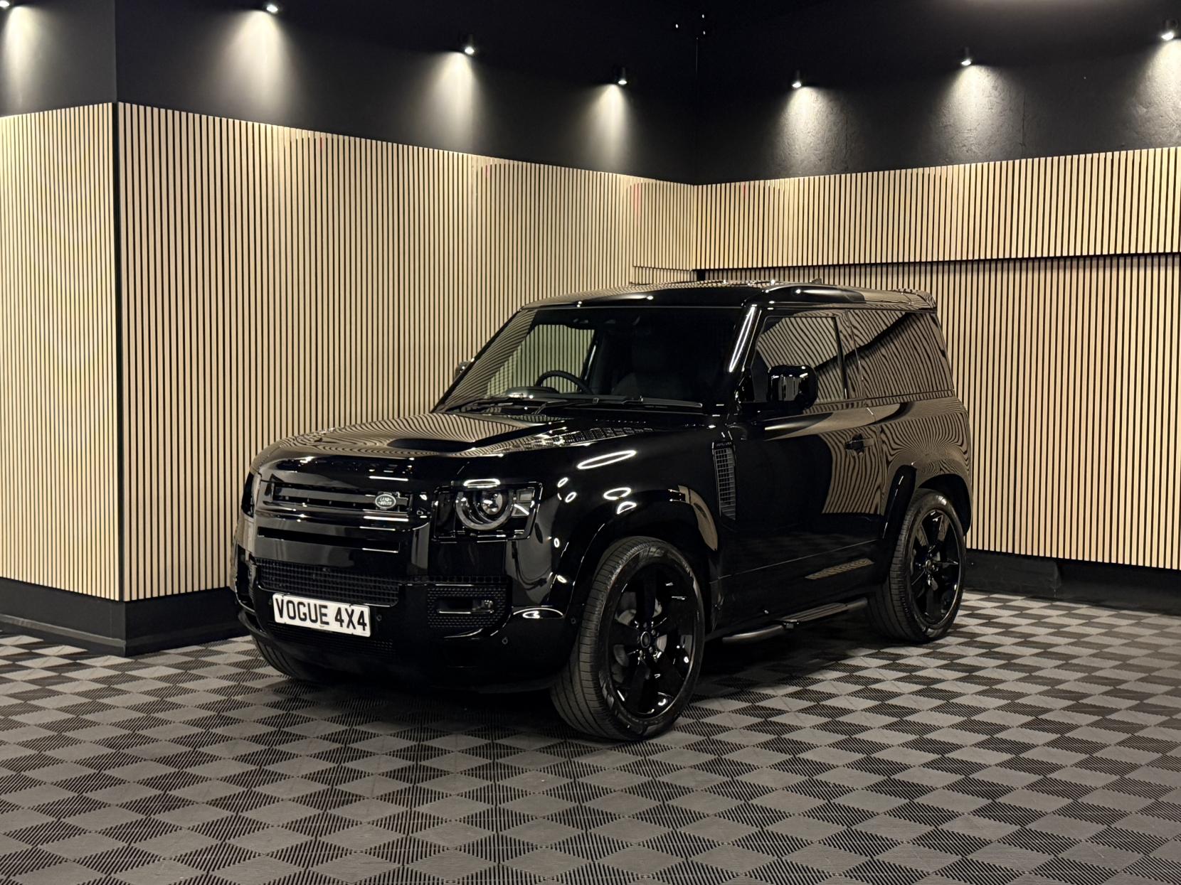 Land Rover Defender 90 3.0 D350 MHEV X-Dynamic HSE Hard Top SUV 3dr Diesel Auto 4WD SWB Euro 6 (s/s) (350 ps)