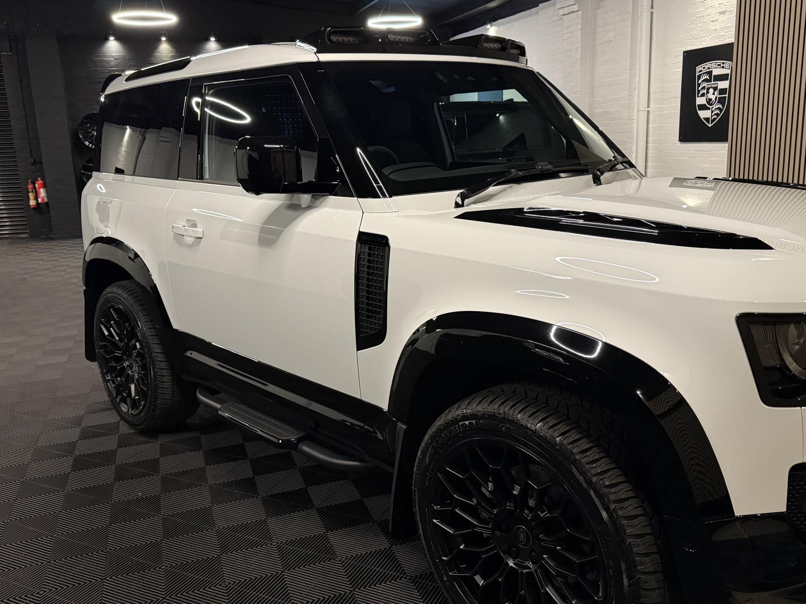 Land Rover Defender 90 3.0 D250 MHEV S Hard Top SUV 3dr Diesel Auto 4WD SWB Euro 6 (s/s) (250 ps)