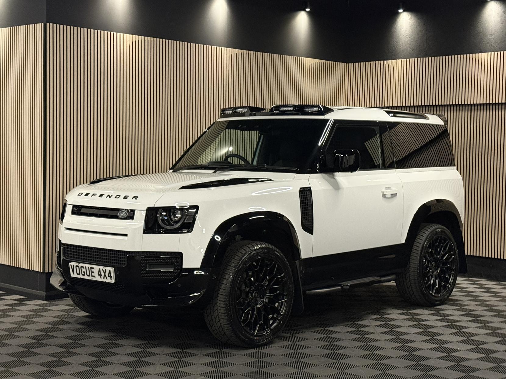 Land Rover Defender 90 3.0 D250 MHEV S Hard Top SUV 3dr Diesel Auto 4WD SWB Euro 6 (s/s) (250 ps)