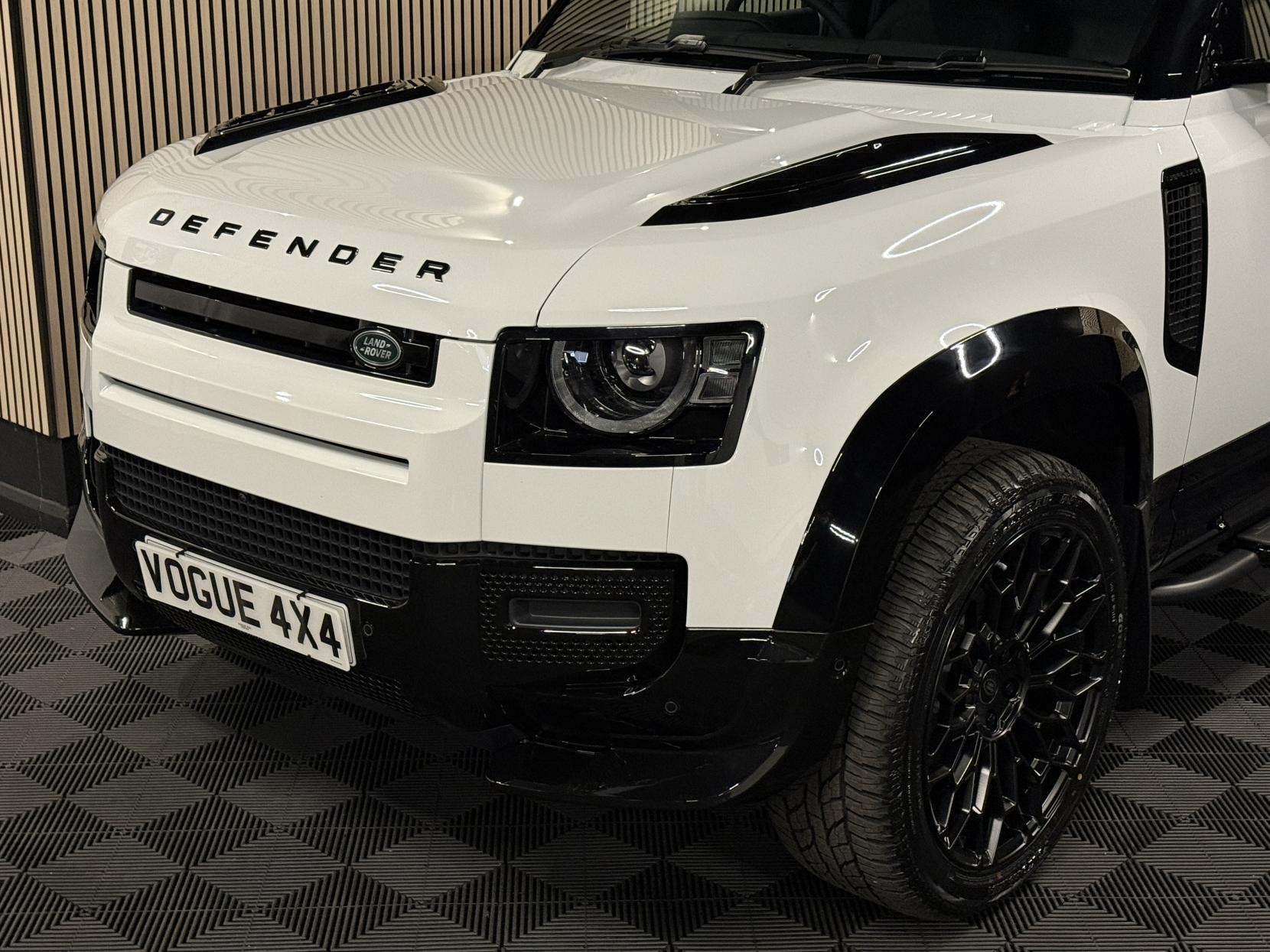 Land Rover Defender 90 3.0 D250 MHEV S Hard Top SUV 3dr Diesel Auto 4WD SWB Euro 6 (s/s) (250 ps)