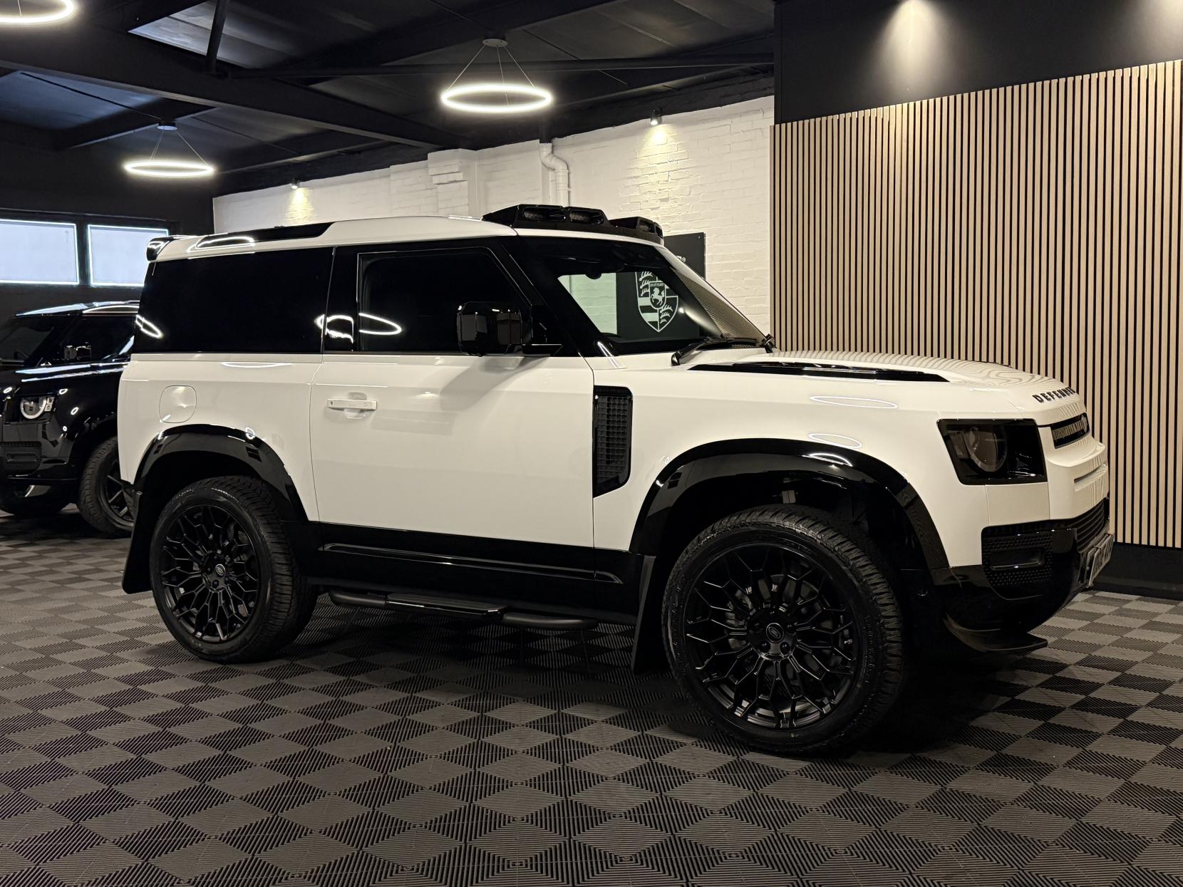 Land Rover Defender 90 3.0 D250 MHEV S Hard Top SUV 3dr Diesel Auto 4WD SWB Euro 6 (s/s) (250 ps)