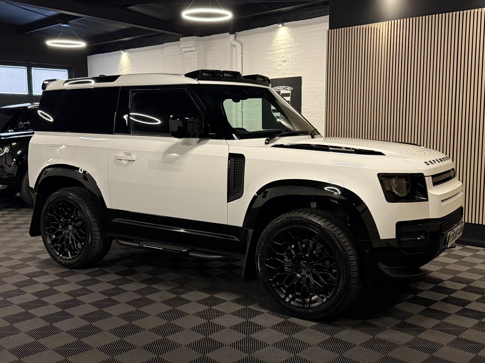 Land Rover Defender 90 3.0 D250 MHEV S Hard Top SUV 3dr Diesel Auto 4WD SWB Euro 6 (s/s) (250 ps)