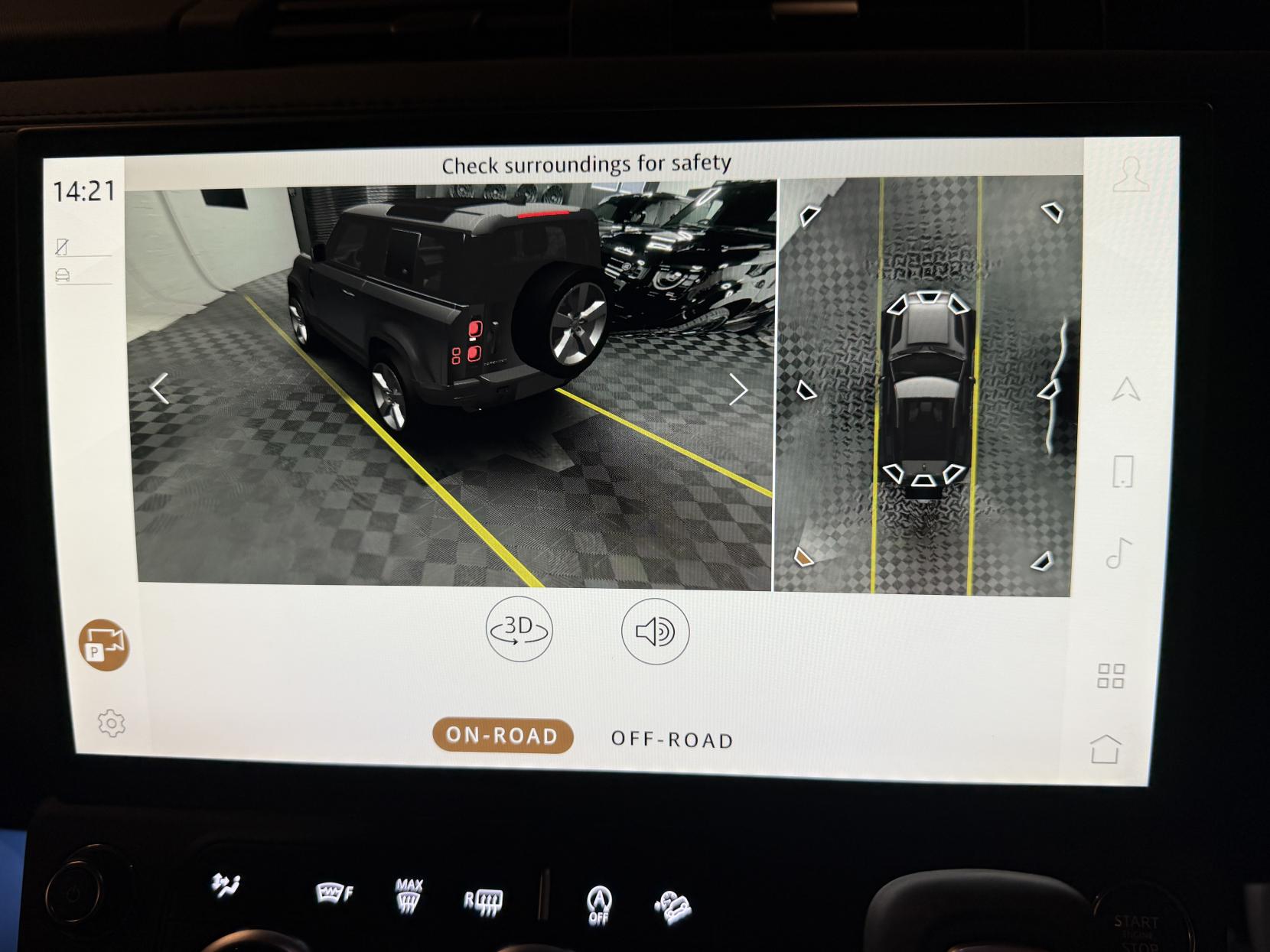 Land Rover Defender 90 3.0 D250 MHEV X-Dynamic SE Hard Top SUV 3dr Diesel Auto 4WD SWB Euro 6 (s/s) (249 ps)