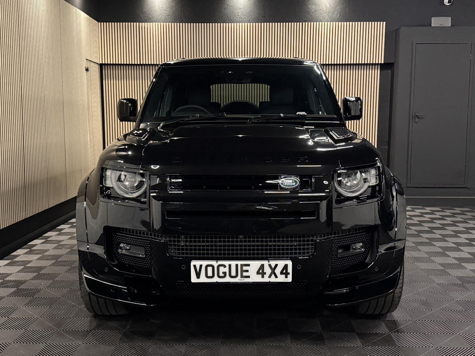 Land Rover Defender 110 3.0 D350 MHEV X-Dynamic HSE Hard Top SUV 5dr Diesel Auto 4WD MWB Euro 6 (s/s) (350 ps)