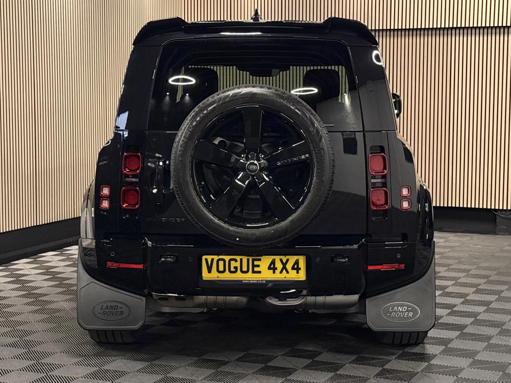 Land Rover Defender 110 3.0 D350 MHEV X-Dynamic HSE Hard Top SUV 5dr Diesel Auto 4WD MWB Euro 6 (s/s) (350 ps)