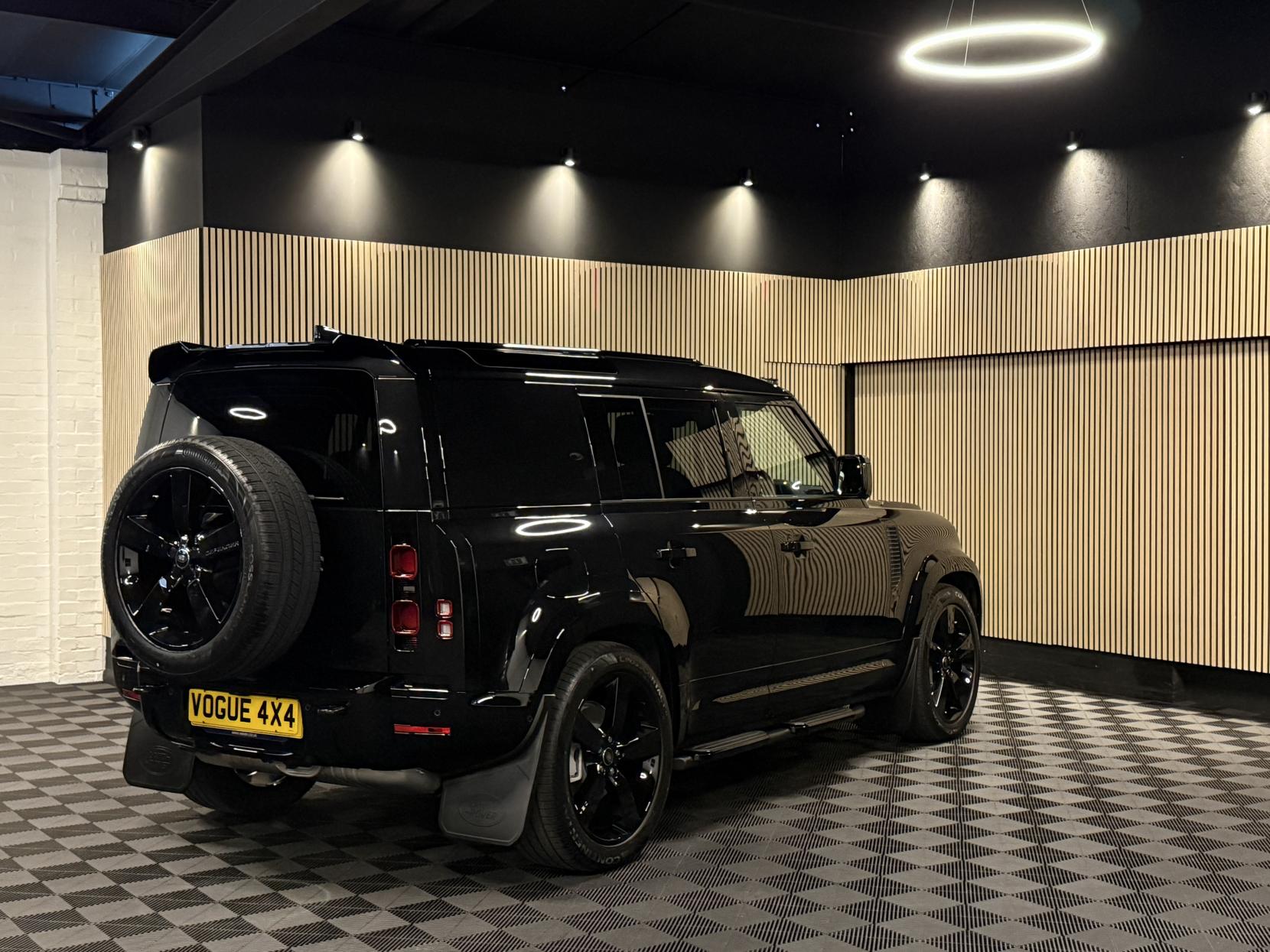Land Rover Defender 110 3.0 D350 MHEV X-Dynamic HSE Hard Top SUV 5dr Diesel Auto 4WD MWB Euro 6 (s/s) (350 ps)