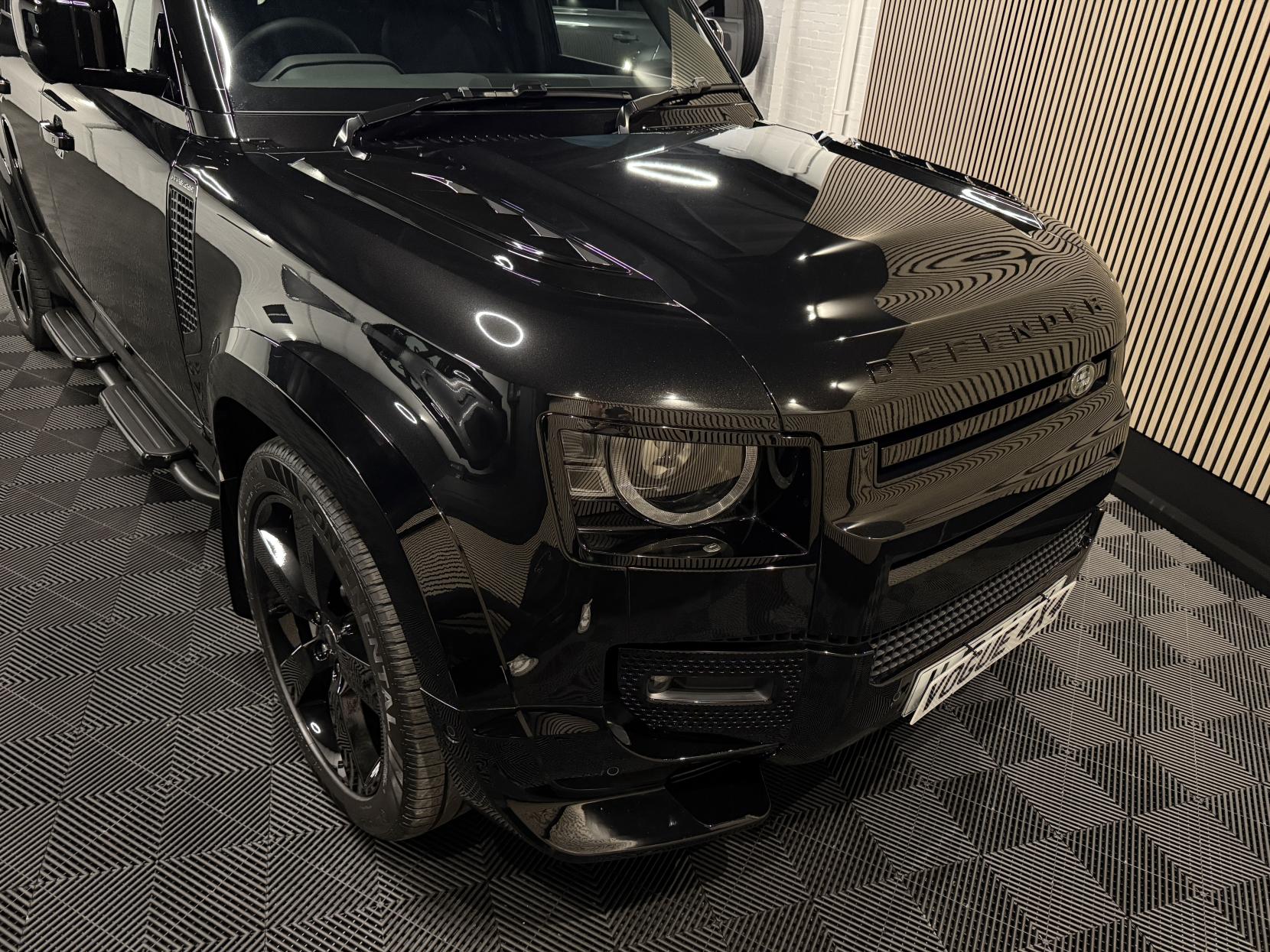 Land Rover Defender 110 3.0 D350 MHEV X-Dynamic HSE Hard Top SUV 5dr Diesel Auto 4WD MWB Euro 6 (s/s) (350 ps)
