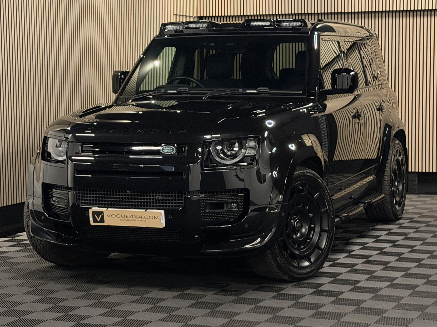 Land Rover Defender 110 3.0 D250 MHEV X-Dynamic SE SUV 5dr Diesel Auto 4WD Euro 6 (s/s) (250 ps)