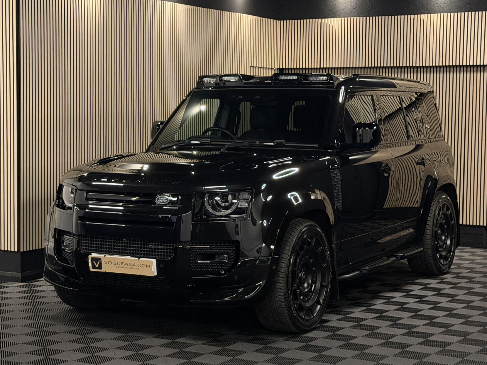 Land Rover Defender 110 3.0 D250 MHEV X-Dynamic SE SUV 5dr Diesel Auto 4WD Euro 6 (s/s) (250 ps)