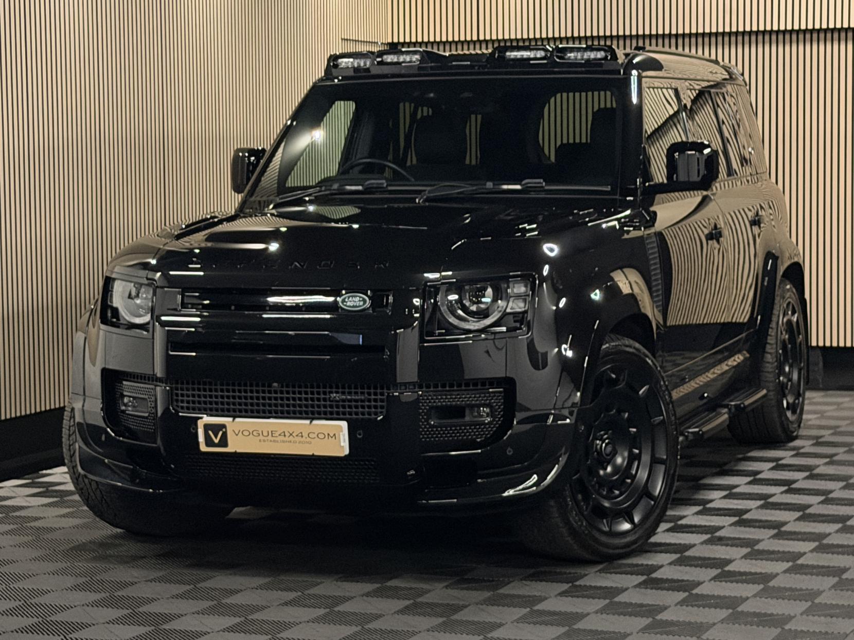 Land Rover Defender 110 3.0 D250 MHEV X-Dynamic SE SUV 5dr Diesel Auto 4WD Euro 6 (s/s) (250 ps)