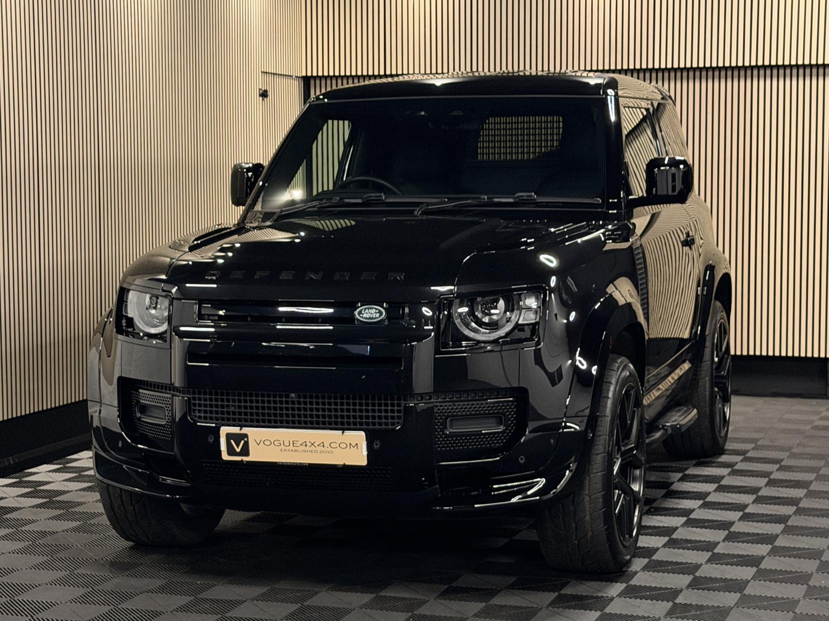 Land Rover Defender 90 3.0 D250 MHEV S Hard Top SUV 3dr Diesel Auto 4WD SWB Euro 6 (s/s) (250 ps)