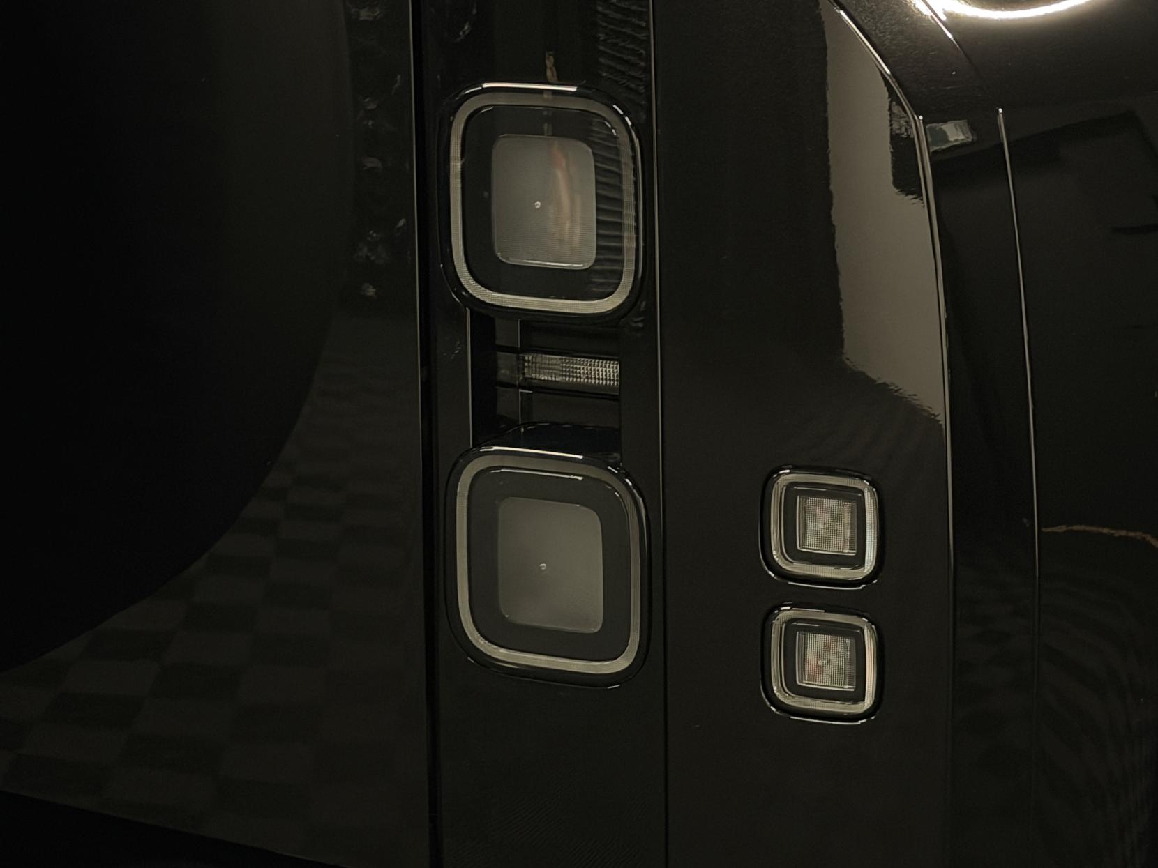 Land Rover Defender 90 3.0 D250 MHEV S Hard Top SUV 3dr Diesel Auto 4WD SWB Euro 6 (s/s) (249 ps)