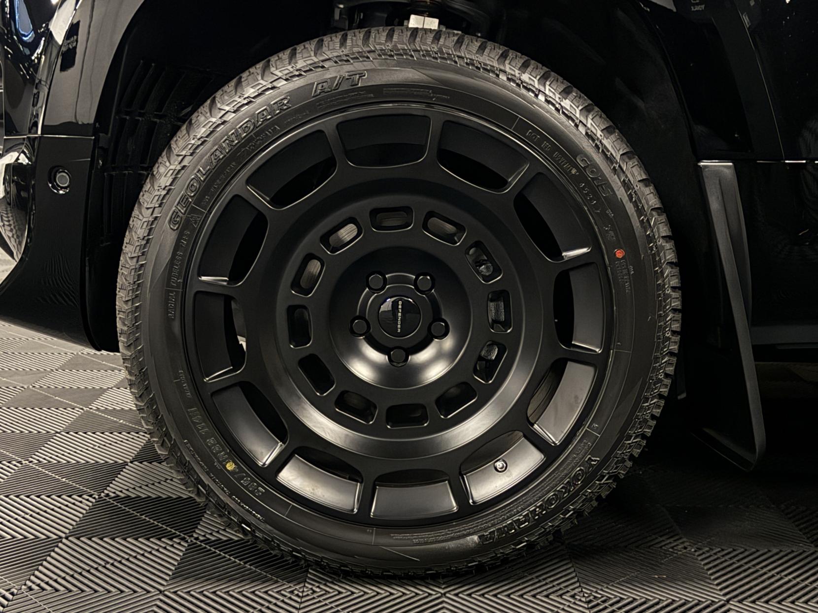 Land Rover Defender 90 3.0 D250 MHEV S Hard Top SUV 3dr Diesel Auto 4WD SWB Euro 6 (s/s) (249 ps)