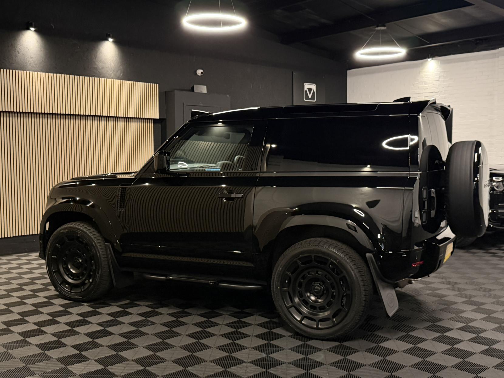 Land Rover Defender 90 3.0 D250 MHEV S Hard Top SUV 3dr Diesel Auto 4WD SWB Euro 6 (s/s) (249 ps)