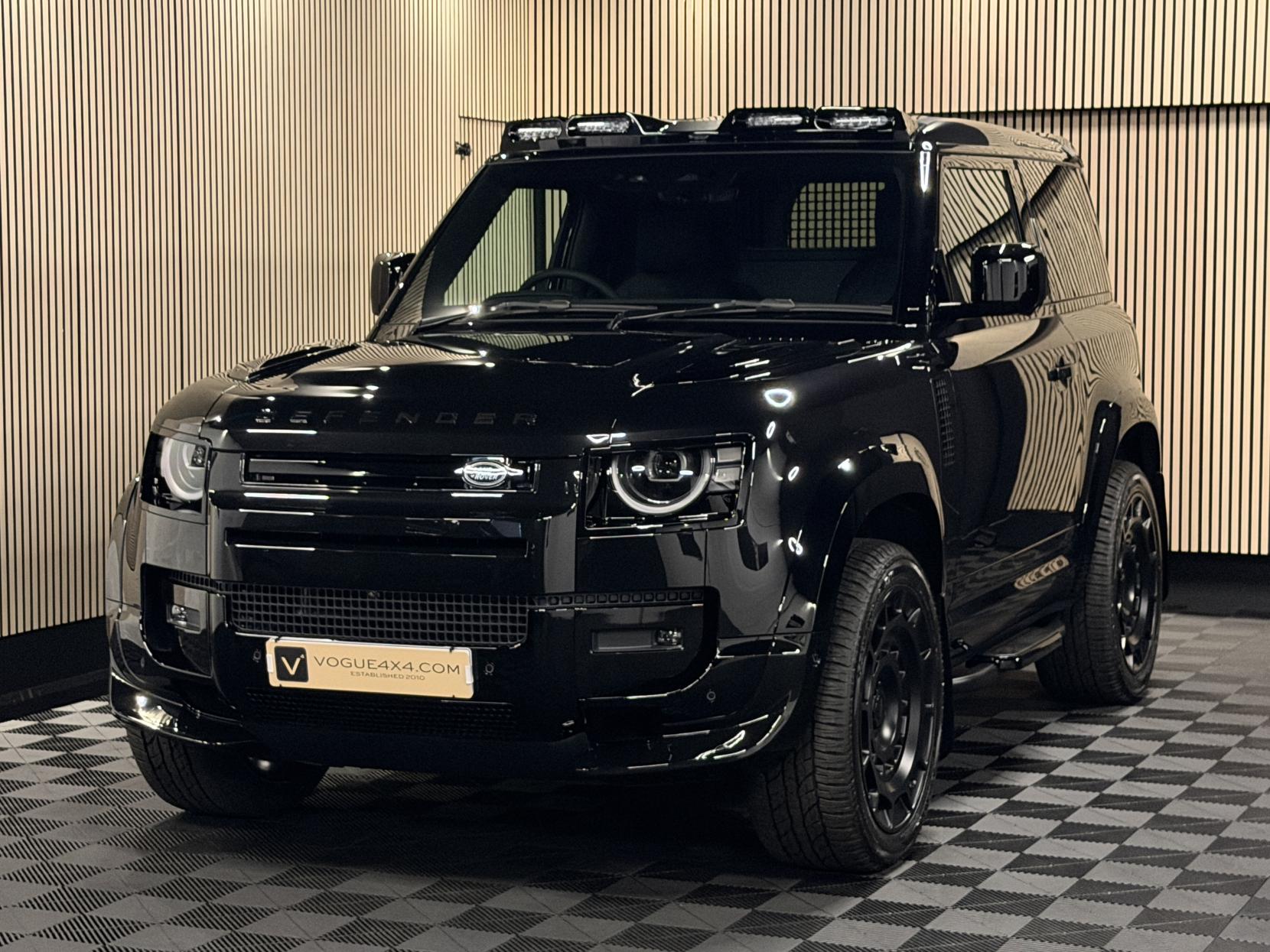 Land Rover Defender 90 3.0 D250 MHEV S Hard Top SUV 3dr Diesel Auto 4WD SWB Euro 6 (s/s) (249 ps)