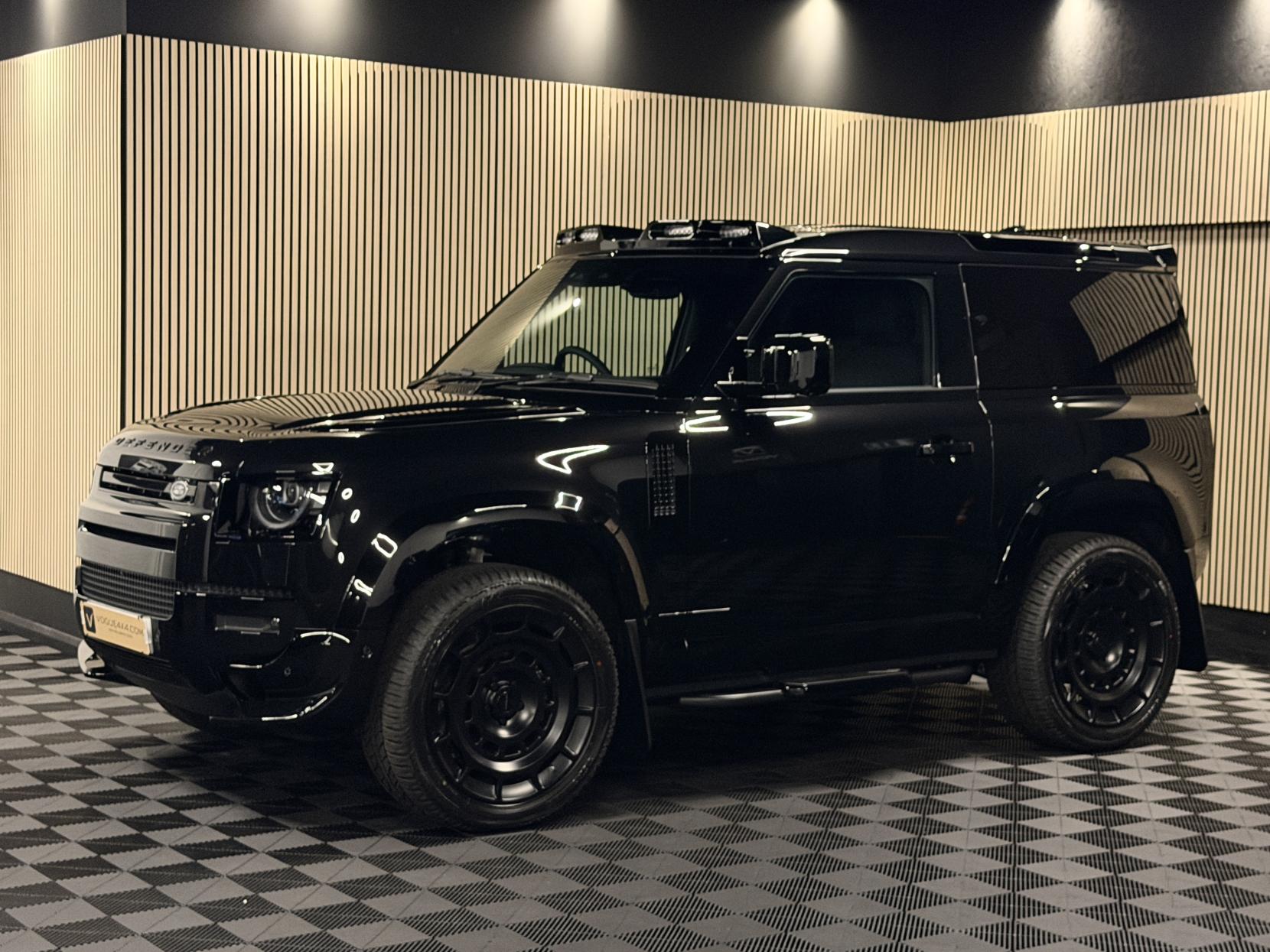 Land Rover Defender 90 3.0 D250 MHEV S Hard Top SUV 3dr Diesel Auto 4WD SWB Euro 6 (s/s) (249 ps)