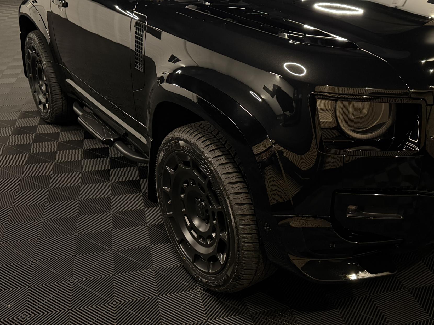 Land Rover Defender 90 3.0 D250 MHEV S Hard Top SUV 3dr Diesel Auto 4WD SWB Euro 6 (s/s) (249 ps)