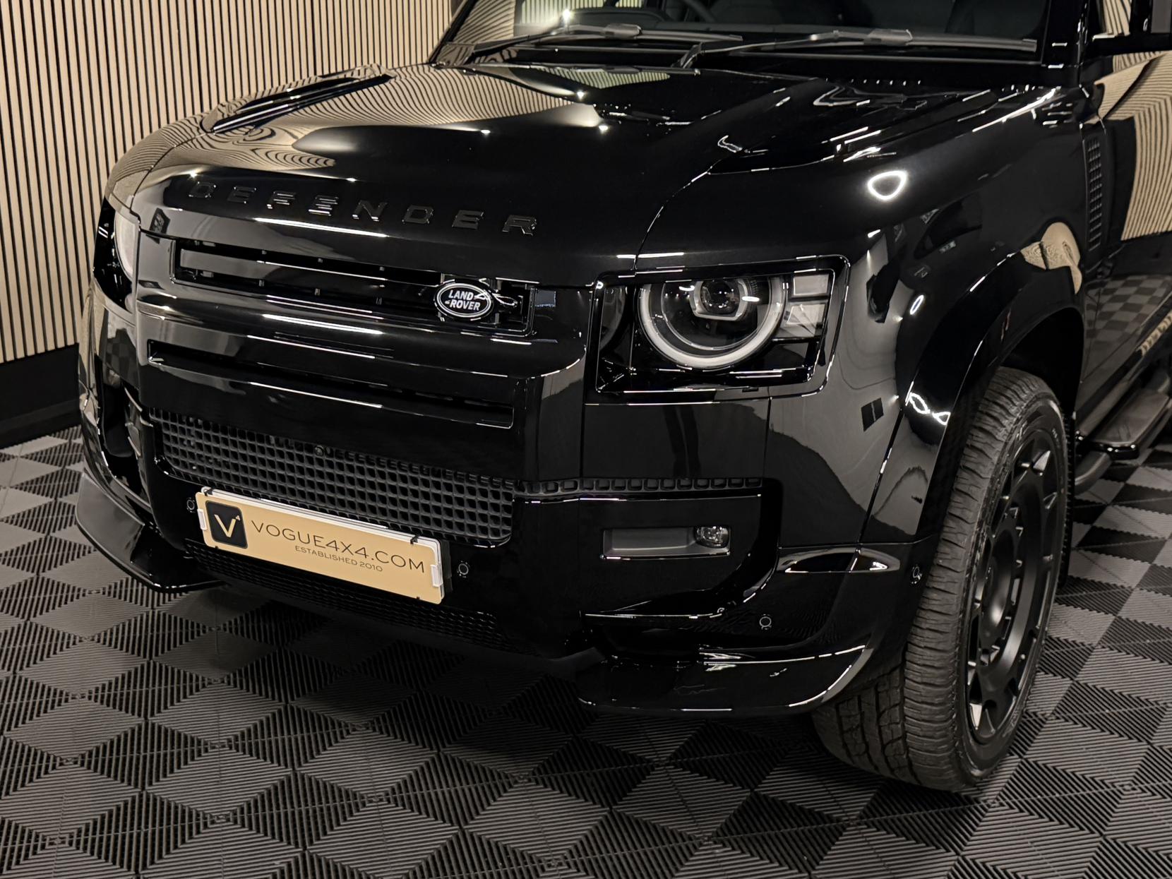 Land Rover Defender 90 3.0 D250 MHEV S Hard Top SUV 3dr Diesel Auto 4WD SWB Euro 6 (s/s) (249 ps)