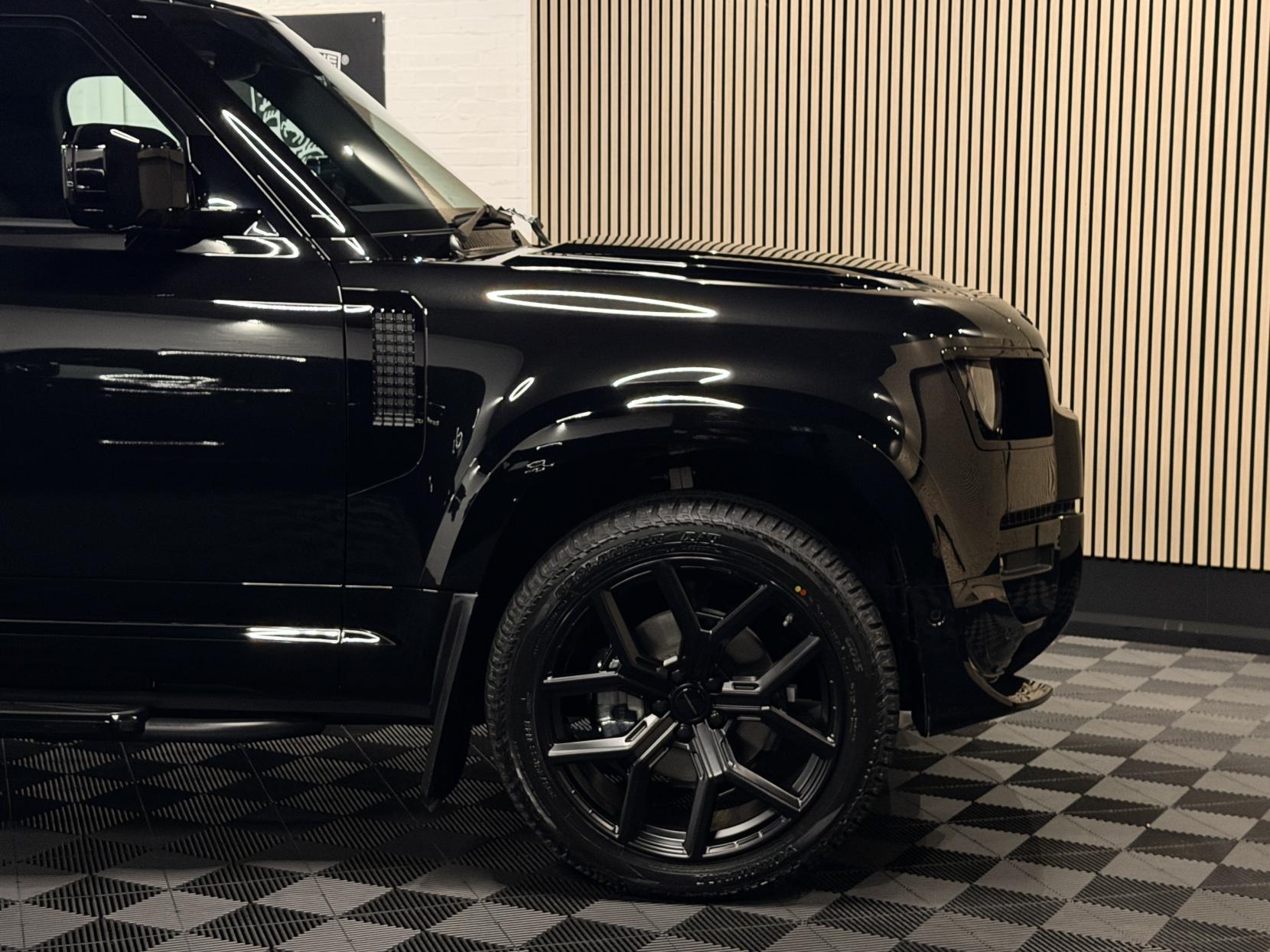 Land Rover Defender 110 3.0 D250 MHEV X-Dynamic HSE Hard Top SUV 5dr Diesel Auto 4WD MWB Euro 6 (s/s) (249 ps)