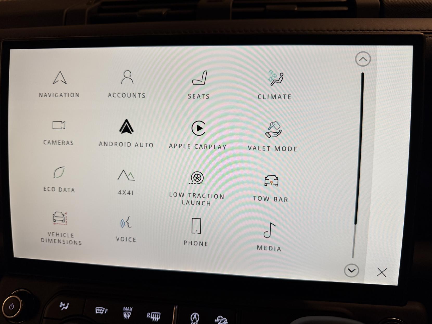 Land Rover Defender 110 3.0 D250 MHEV X-Dynamic HSE Hard Top SUV 5dr Diesel Auto 4WD MWB Euro 6 (s/s) (249 ps)