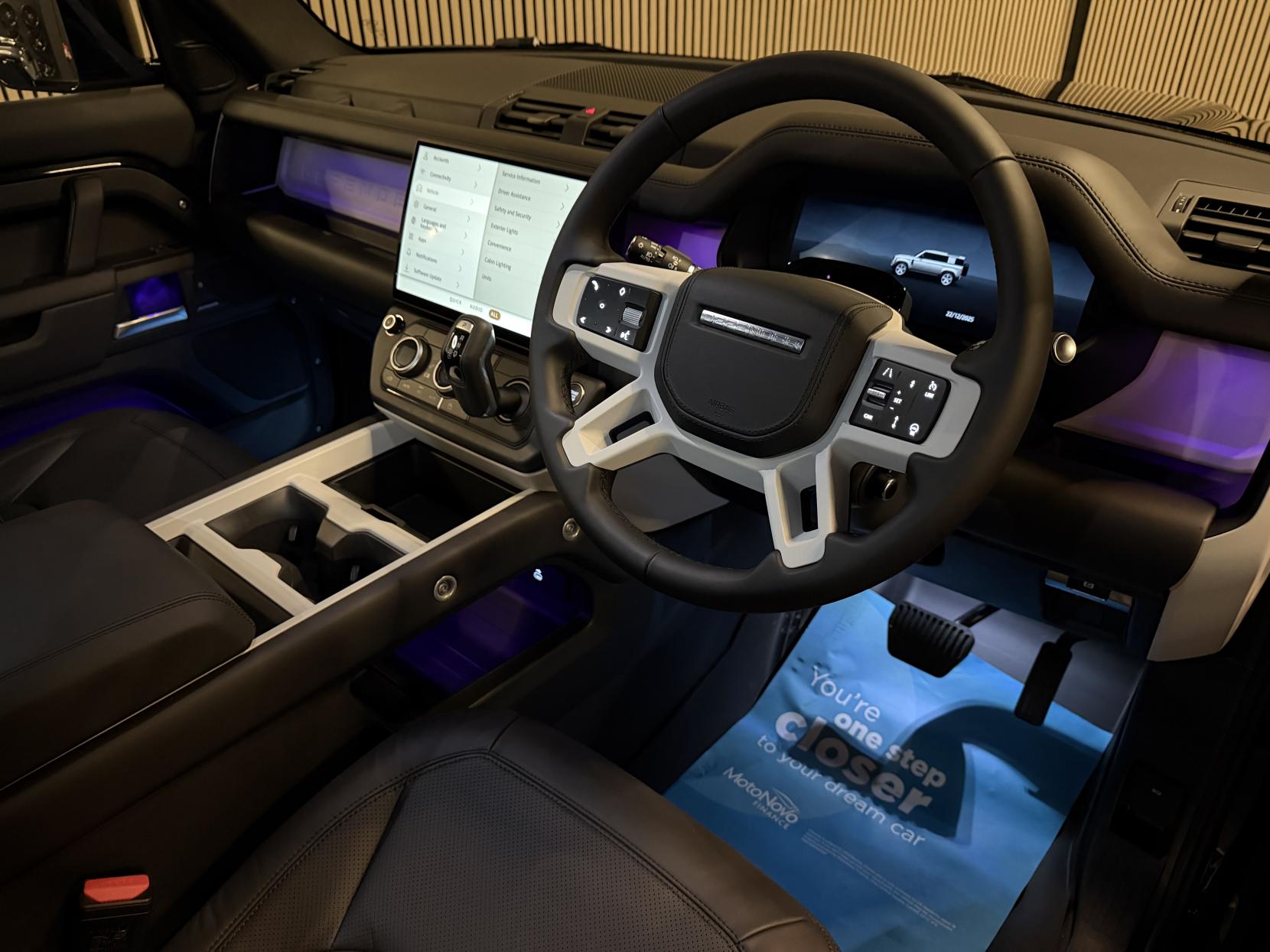 Land Rover Defender 110 3.0 D250 MHEV X-Dynamic HSE Hard Top SUV 5dr Diesel Auto 4WD MWB Euro 6 (s/s) (249 ps)