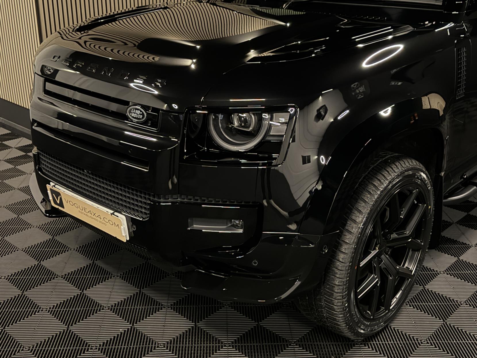 Land Rover Defender 110 3.0 D250 MHEV X-Dynamic HSE Hard Top SUV 5dr Diesel Auto 4WD MWB Euro 6 (s/s) (249 ps)