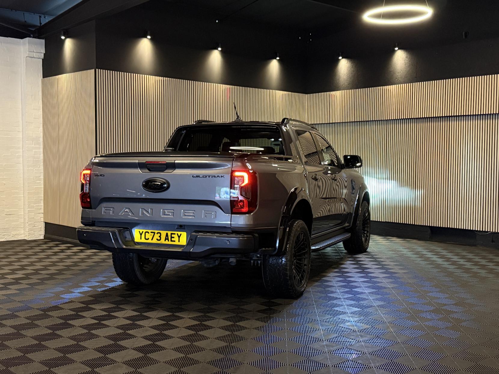 Ford Ranger 2.0 TD EcoBlue Wildtrak Pickup Double Cab 4dr Diesel Auto 4WD Euro 6 (s/s) (205 ps)
