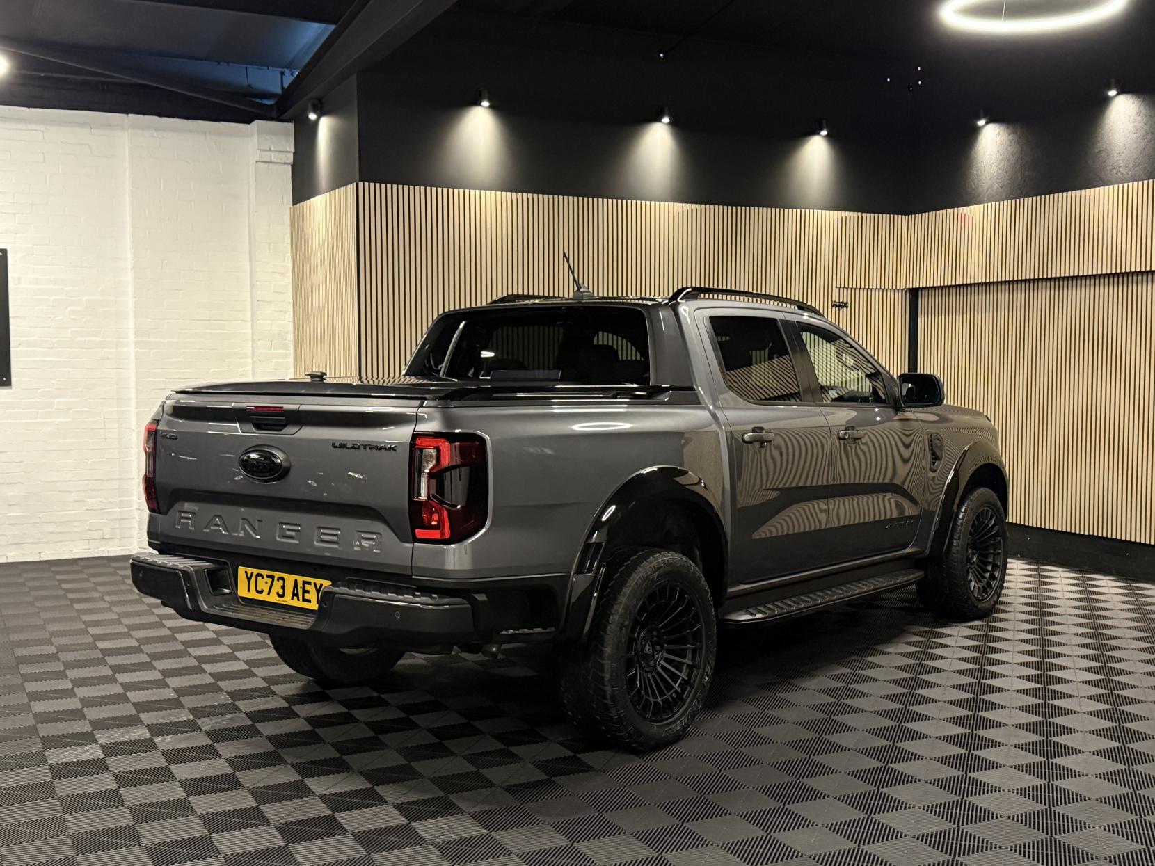 Ford Ranger 2.0 TD EcoBlue Wildtrak Pickup Double Cab 4dr Diesel Auto 4WD Euro 6 (s/s) (205 ps)