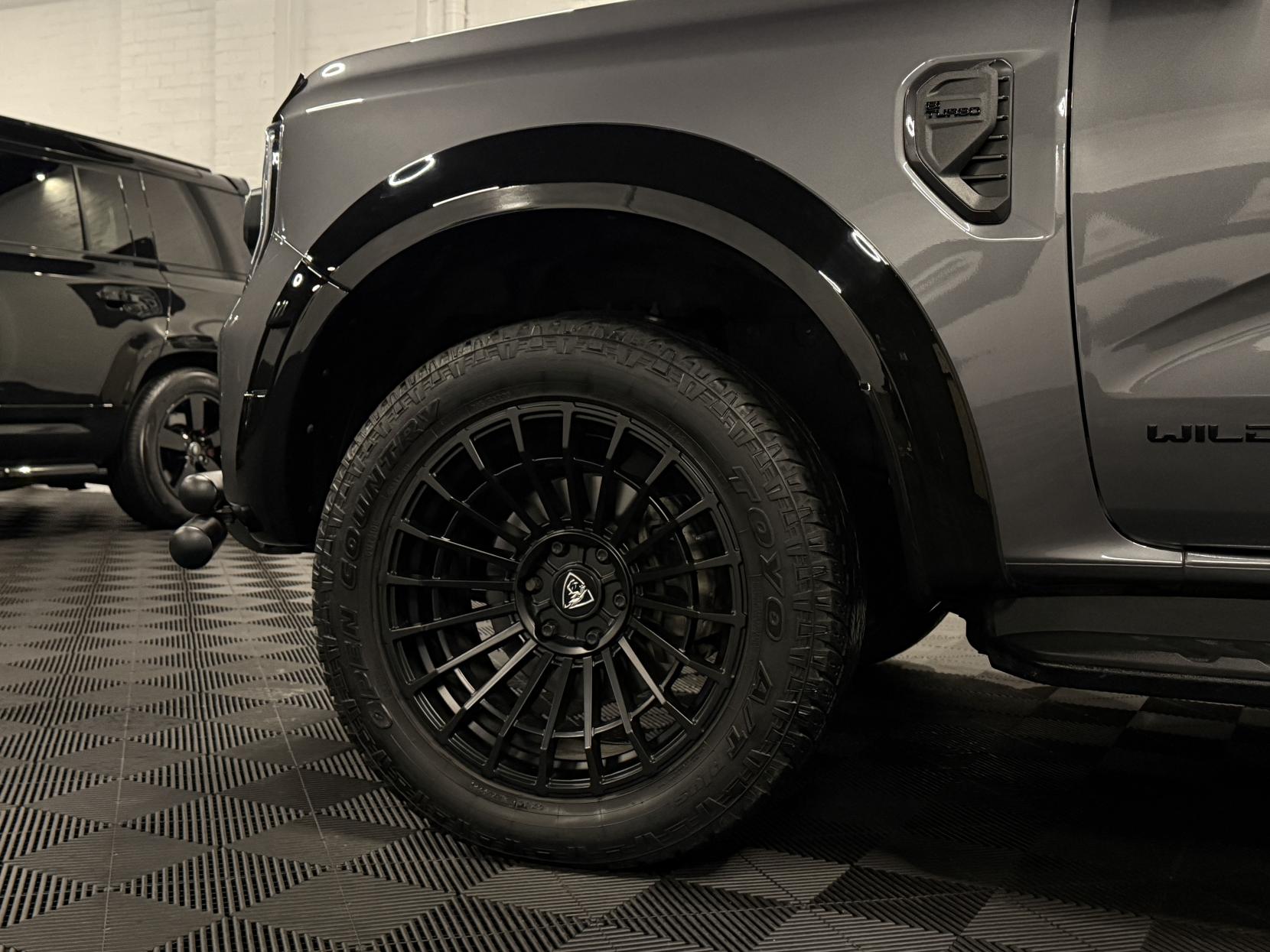 Ford Ranger 2.0 TD EcoBlue Wildtrak Pickup Double Cab 4dr Diesel Auto 4WD Euro 6 (s/s) (205 ps)