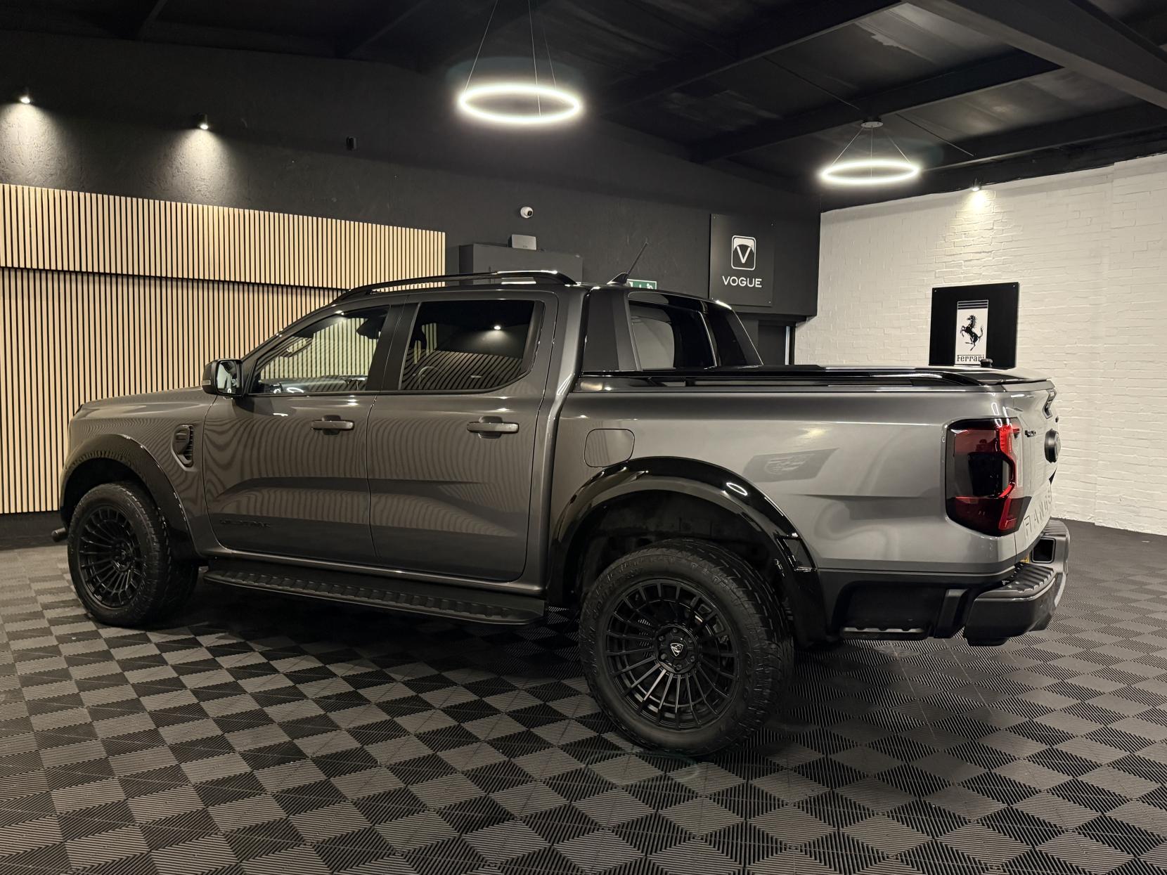 Ford Ranger 2.0 TD EcoBlue Wildtrak Pickup Double Cab 4dr Diesel Auto 4WD Euro 6 (s/s) (205 ps)