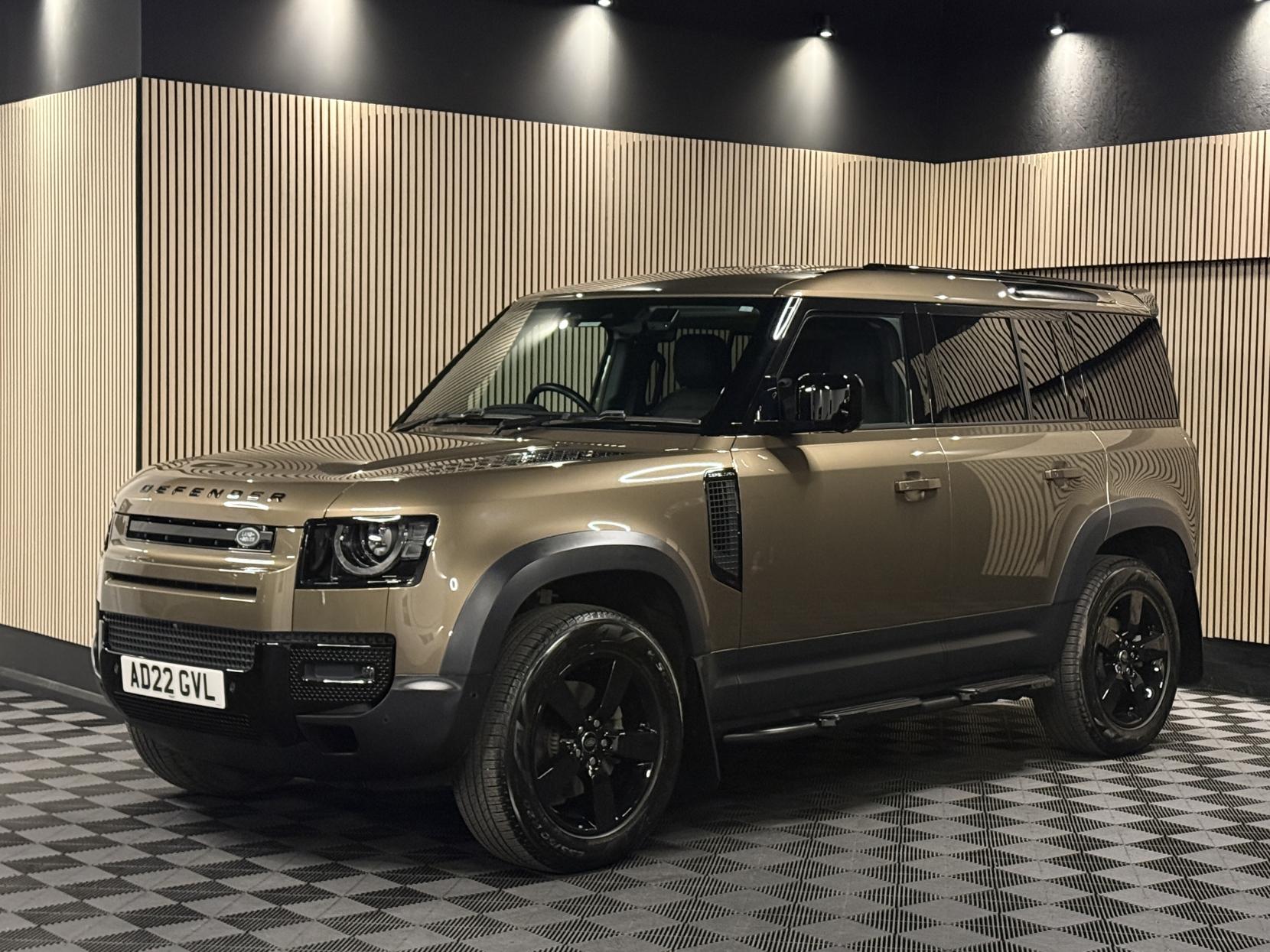 Land Rover Defender 110 3.0 D250 MHEV SE Hard Top SUV 5dr Diesel Auto 4WD MWB Euro 6 (s/s) (250 ps)