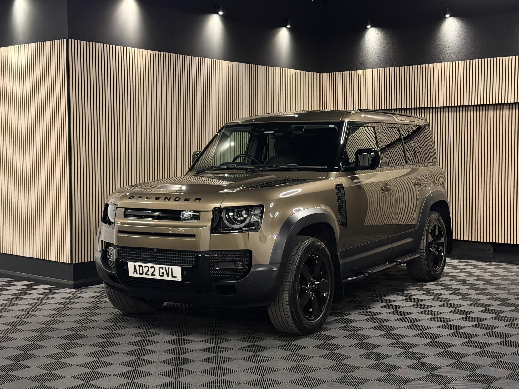 Land Rover Defender 110 3.0 D250 MHEV SE Hard Top SUV 5dr Diesel Auto 4WD MWB Euro 6 (s/s) (250 ps)