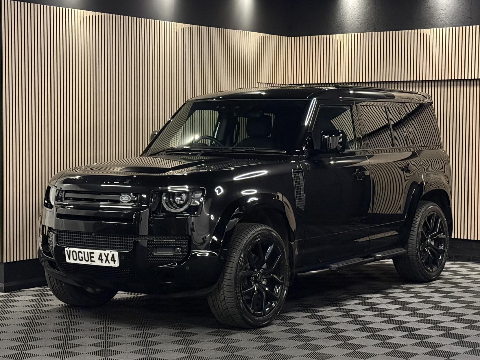 Land Rover Defender 110 3.0 D250 MHEV HSE Hard Top SUV 5dr Diesel Auto 4WD MWB Euro 6 (s/s) (250 ps)
