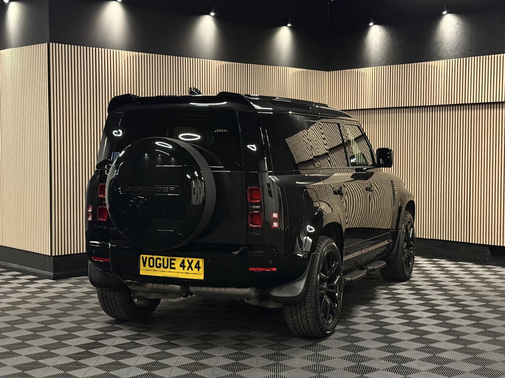 Land Rover Defender 110 3.0 D250 MHEV HSE Hard Top SUV 5dr Diesel Auto 4WD MWB Euro 6 (s/s) (250 ps)