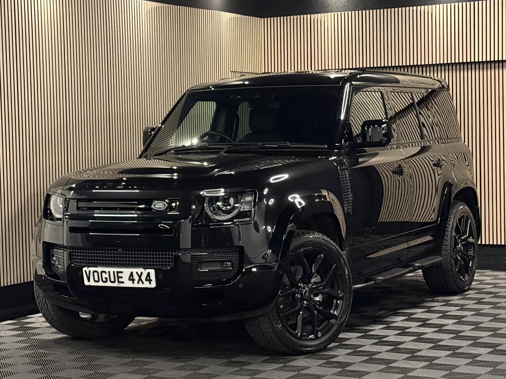 Land Rover Defender 110 3.0 D250 MHEV HSE Hard Top SUV 5dr Diesel Auto 4WD MWB Euro 6 (s/s) (250 ps)
