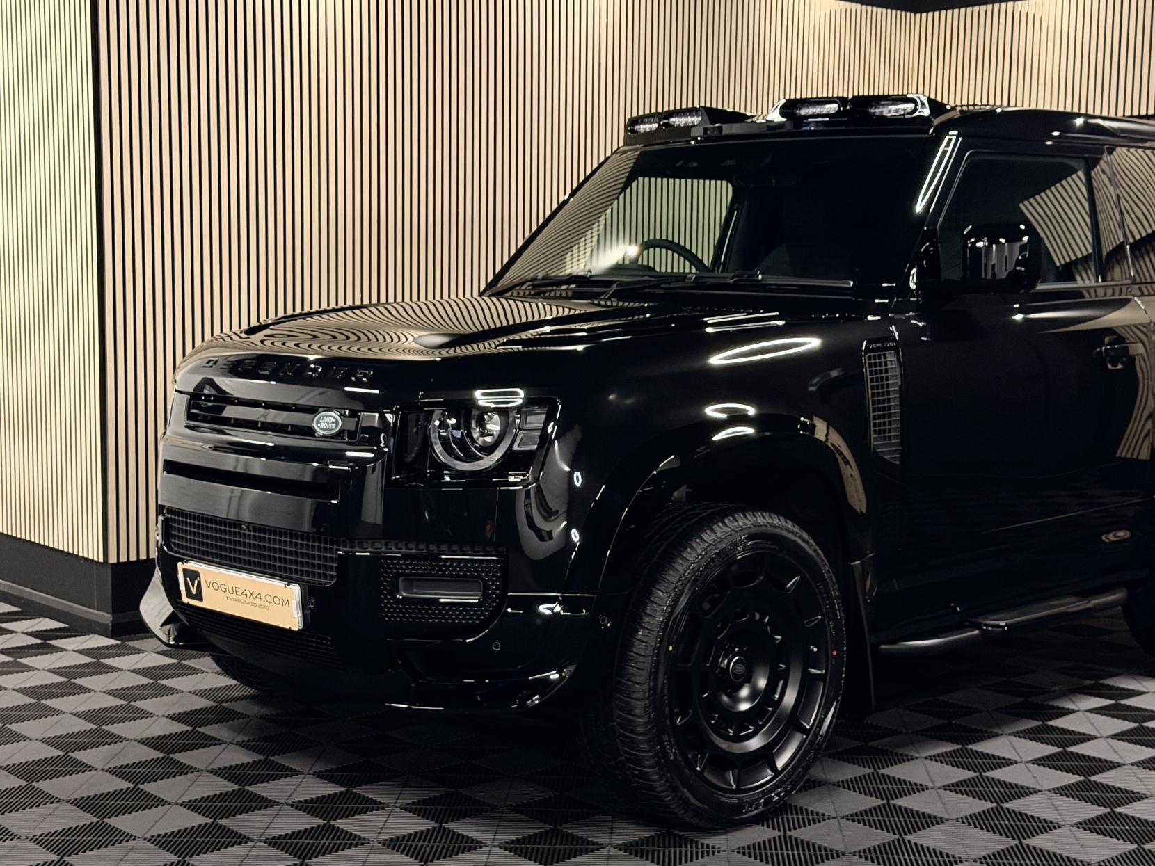 Land Rover Defender 90 3.0 D250 MHEV S Hard Top SUV 3dr Diesel Auto 4WD SWB Euro 6 (s/s) (249 ps)