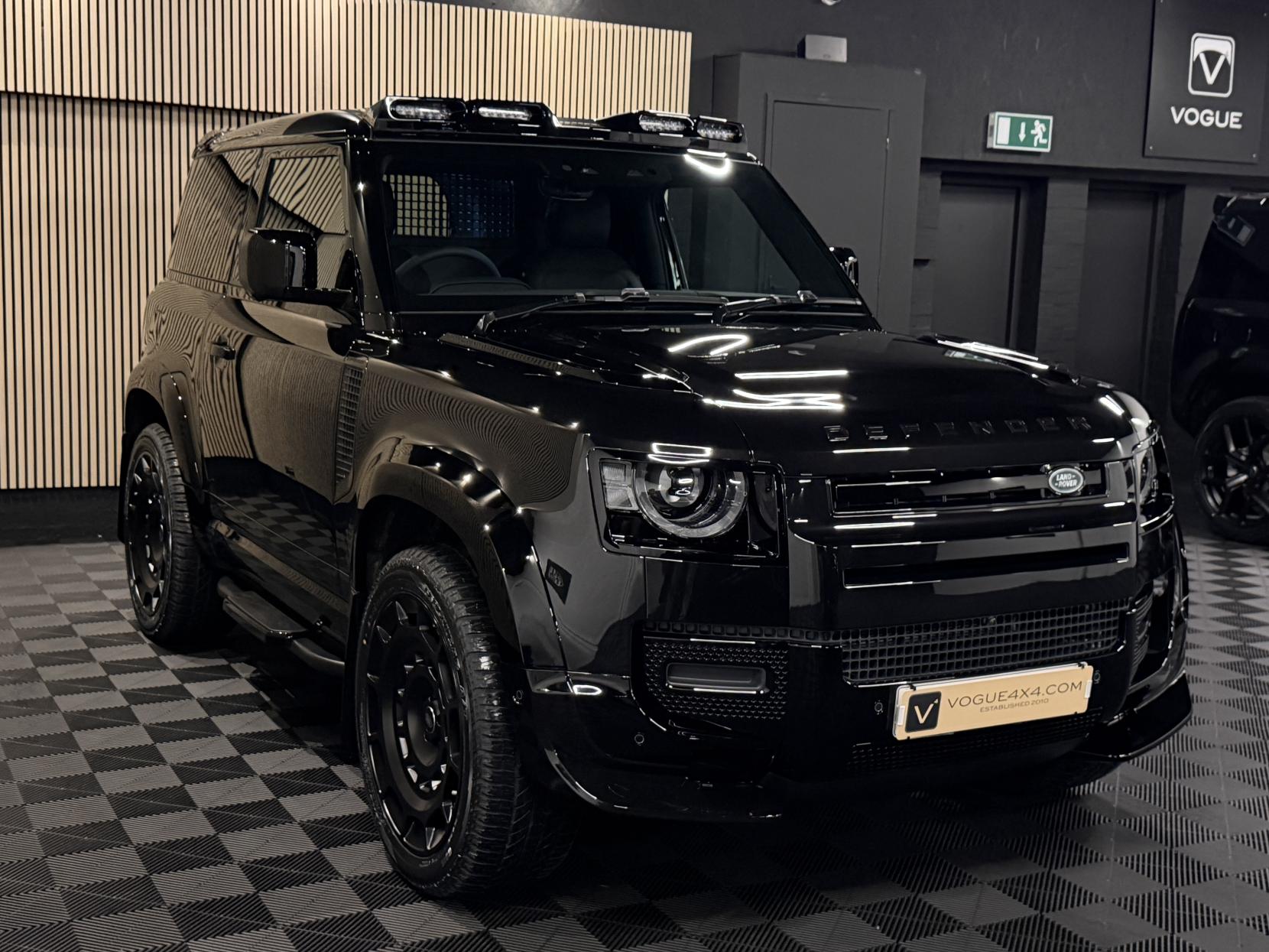 Land Rover Defender 90 3.0 D250 MHEV S Hard Top SUV 3dr Diesel Auto 4WD SWB Euro 6 (s/s) (249 ps)