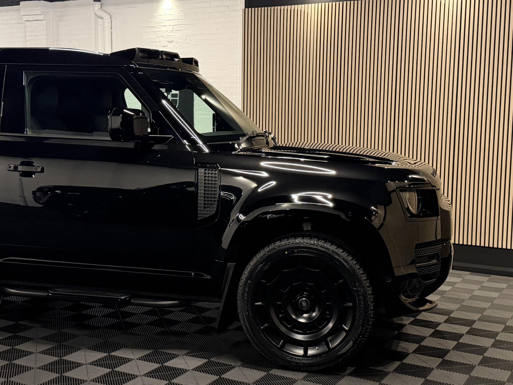 Land Rover Defender 90 3.0 D250 MHEV S Hard Top SUV 3dr Diesel Auto 4WD SWB Euro 6 (s/s) (249 ps)