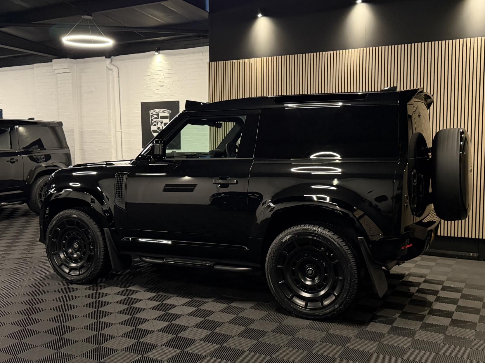 Land Rover Defender 90 3.0 D250 MHEV S Hard Top SUV 3dr Diesel Auto 4WD SWB Euro 6 (s/s) (249 ps)