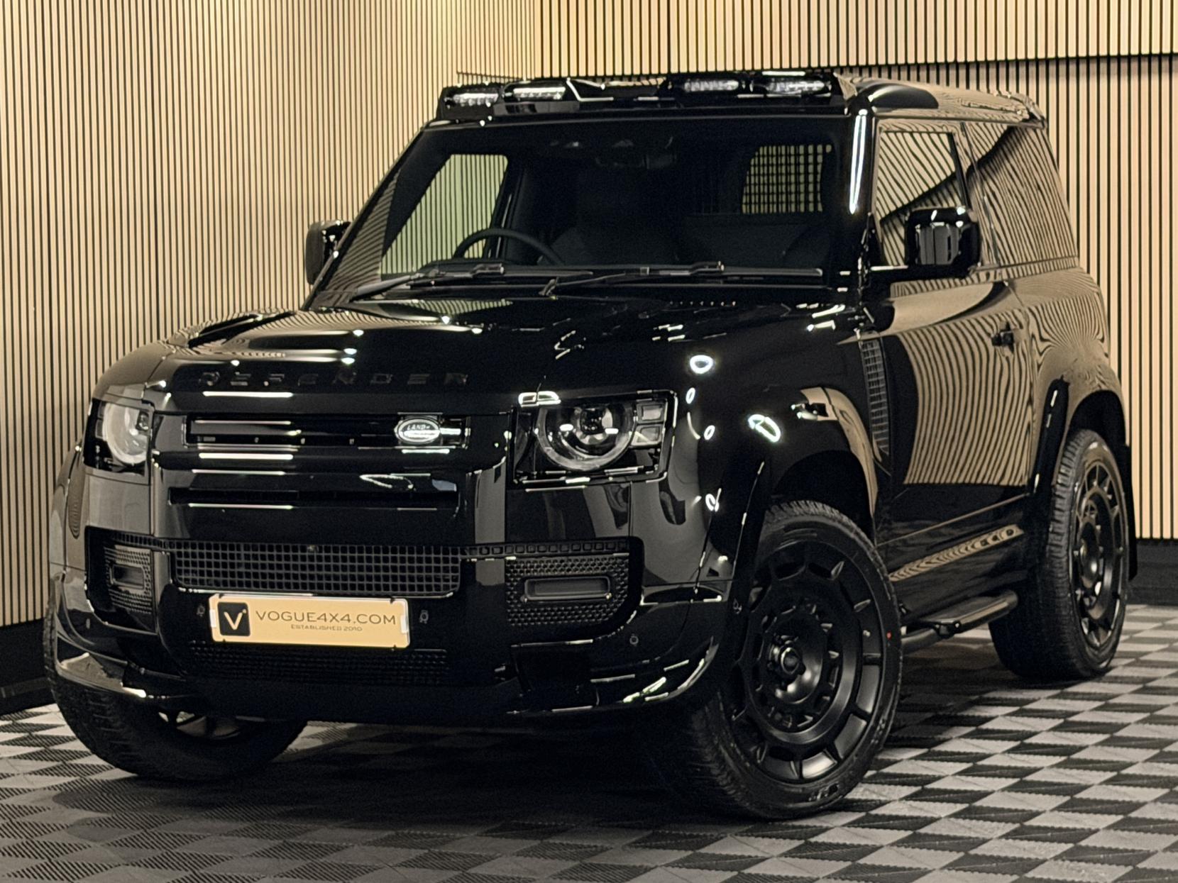 Land Rover Defender 90 3.0 D250 MHEV S Hard Top SUV 3dr Diesel Auto 4WD SWB Euro 6 (s/s) (249 ps)