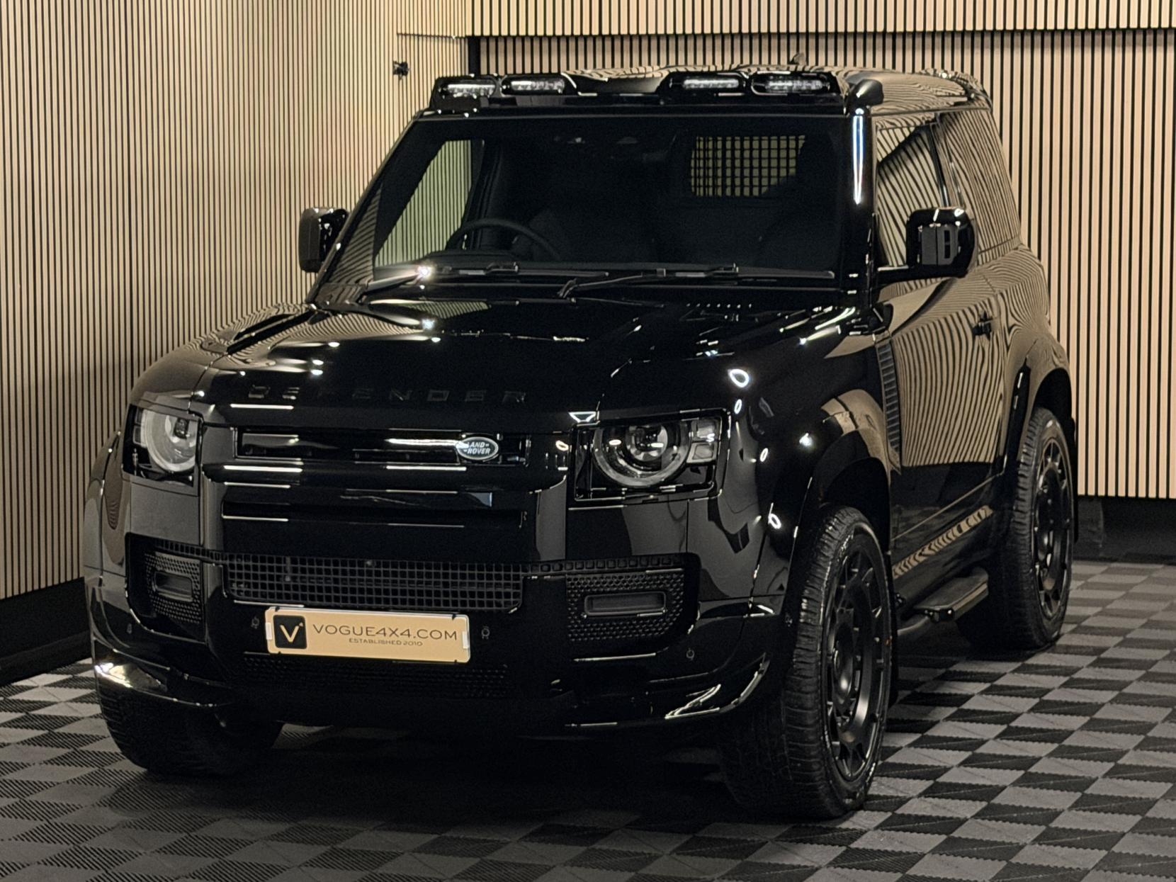 Land Rover Defender 90 3.0 D250 MHEV S Hard Top SUV 3dr Diesel Auto 4WD SWB Euro 6 (s/s) (249 ps)