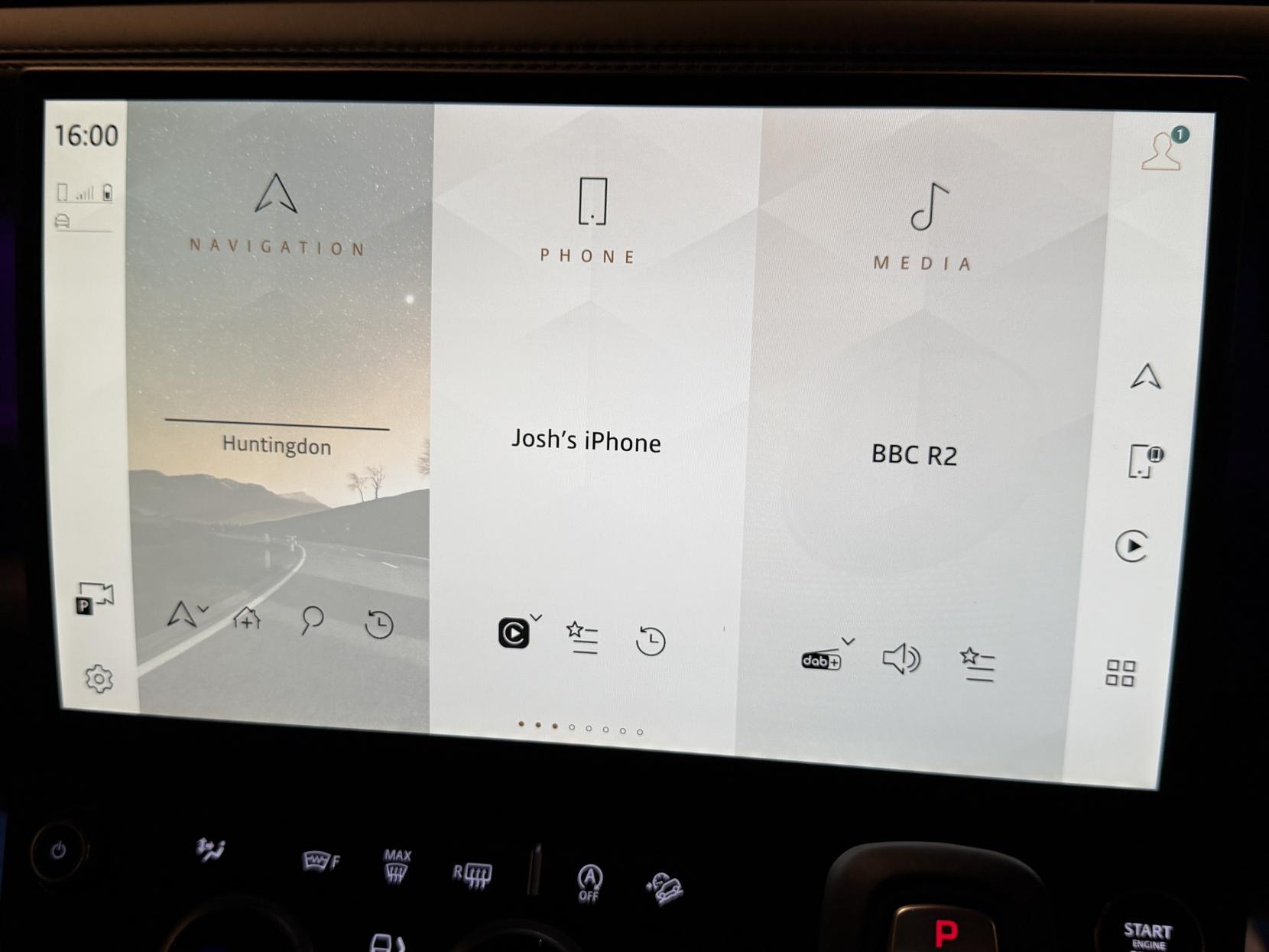 Land Rover Defender 90 3.0 D250 MHEV X-Dynamic HSE Hard Top SUV 3dr Diesel Auto 4WD SWB Euro 6 (s/s) (249 ps)