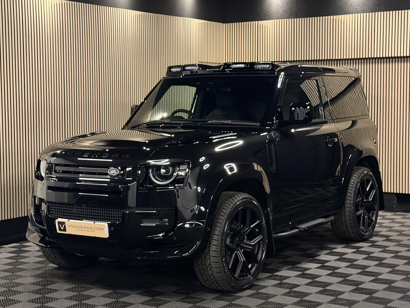 Land Rover Defender 90 3.0 D250 MHEV X-Dynamic HSE Hard Top SUV 3dr Diesel Auto 4WD SWB Euro 6 (s/s) (249 ps)