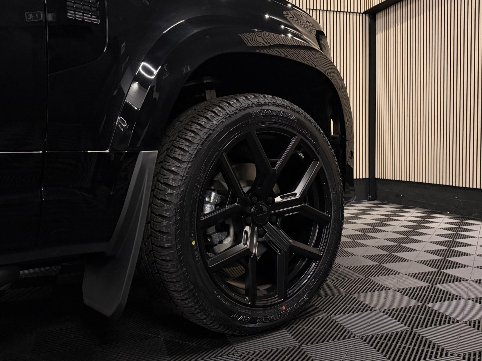 Land Rover Defender 90 3.0 D250 MHEV X-Dynamic HSE Hard Top SUV 3dr Diesel Auto 4WD SWB Euro 6 (s/s) (249 ps)