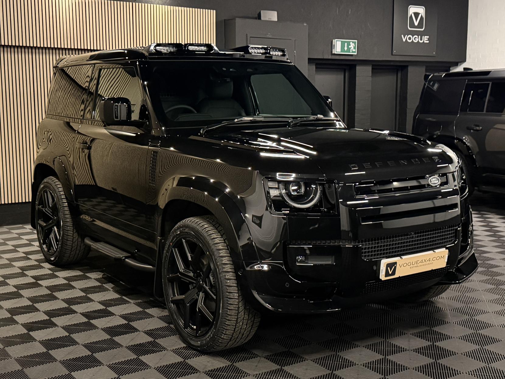 Land Rover Defender 90 3.0 D250 MHEV X-Dynamic HSE Hard Top SUV 3dr Diesel Auto 4WD SWB Euro 6 (s/s) (249 ps)