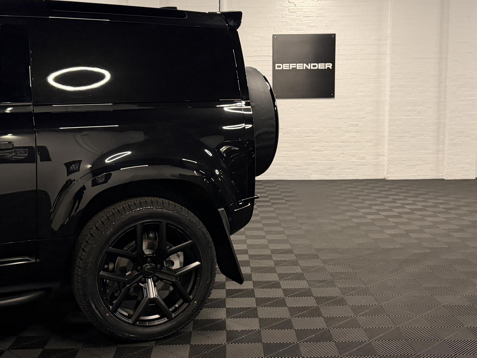 Land Rover Defender 90 3.0 D250 MHEV X-Dynamic HSE Hard Top SUV 3dr Diesel Auto 4WD SWB Euro 6 (s/s) (249 ps)