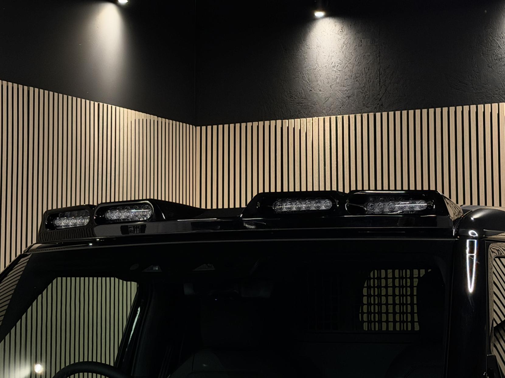 Land Rover Defender 90 3.0 D250 MHEV X-Dynamic HSE Hard Top SUV 3dr Diesel Auto 4WD SWB Euro 6 (s/s) (249 ps)