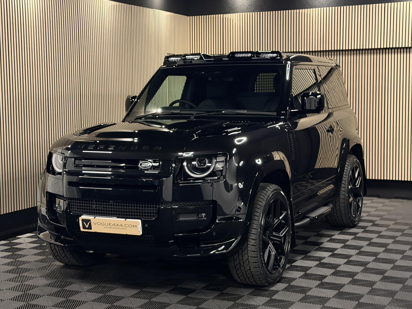 Land Rover Defender 90 3.0 D250 MHEV X-Dynamic HSE Hard Top SUV 3dr Diesel Auto 4WD SWB Euro 6 (s/s) (249 ps)